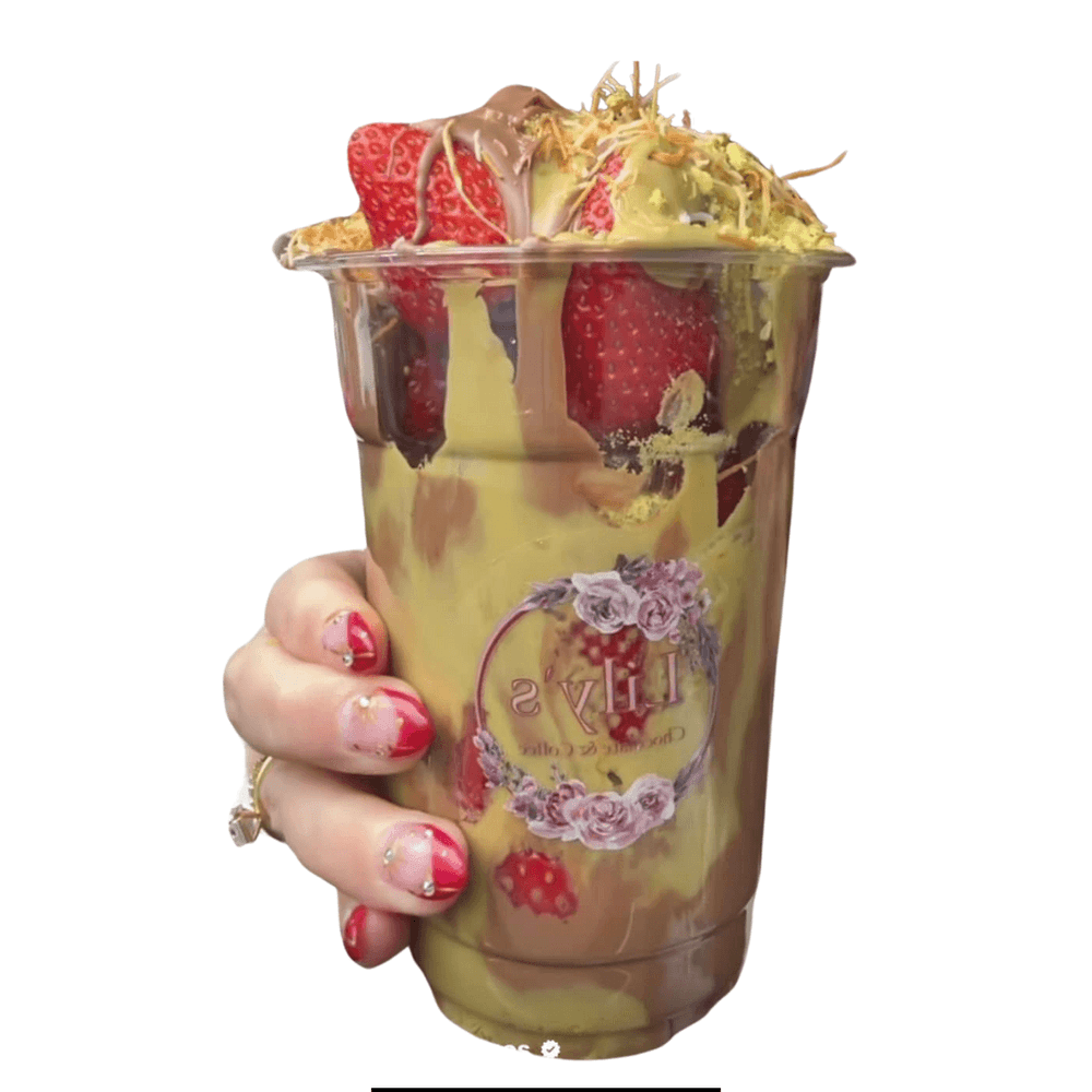 Dubai Chocolate-Covered Strawberries Recipe